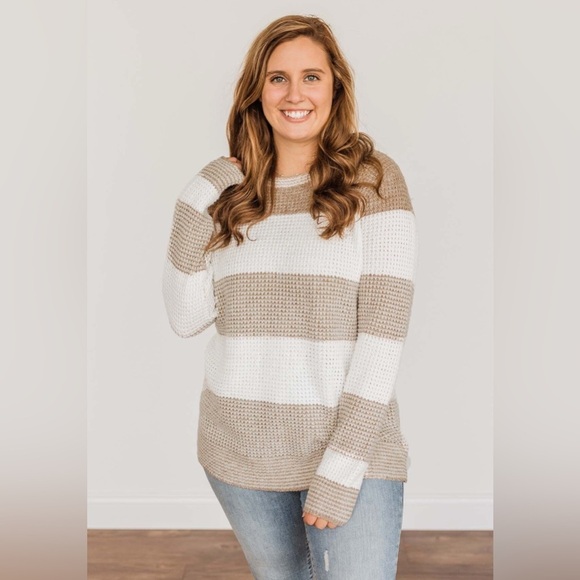 EUC Pink Clover Color Block Sweater - Picture 1 of 8